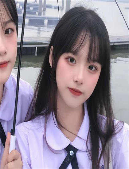 【技术成就评价】艺术策展人审美评价《我是谁没有绝对安全的系统》微距拍摄的细节表现与视觉冲击 带你看懂电影背后的深层含义